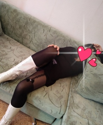 👸🏻✨ Я креативная и опытная индивидуалка, готовая погрузить тебя в мир наслаждений и удовольствия. 💋💦
Моя красота заставляет сердца застыть, а мои нежные прикосновения вводят в экстаз. Мне нравится удовлетворять своих партнеров и превращать их фантазии в реальность. 😘💕
У меня есть все необходимое для нашего сладкого свидания - уютное гнездышко в самом сердце Москвы и много интересных игрушек, которыми мы можем вместе поиграть. 🏙️🎉
Мои услуги уникальны и разнообразны: классический секс, оральный секс, анальный секс, ролевые игры - у каждого свой вкус! Откройся мне полностью, и я сделаю тебя самым счастливым мужчиной в Москве. 💦💥
Уверена, что мои предыдущие клиенты не отпустят тебя без самых лестных отзывов о нашей встрече. Не веришь? Проверь сам! 😉🌟
Мои фото реальны, я красивая и стройная блондинка с идеальными формами. Окунись со мной в океан наслаждения и забудь обо всем, пока мы предаемся страсти в Москве. 🌊❤️
Позвони мне прямо сейчас, я жду тебя! 💖📞 Василиса